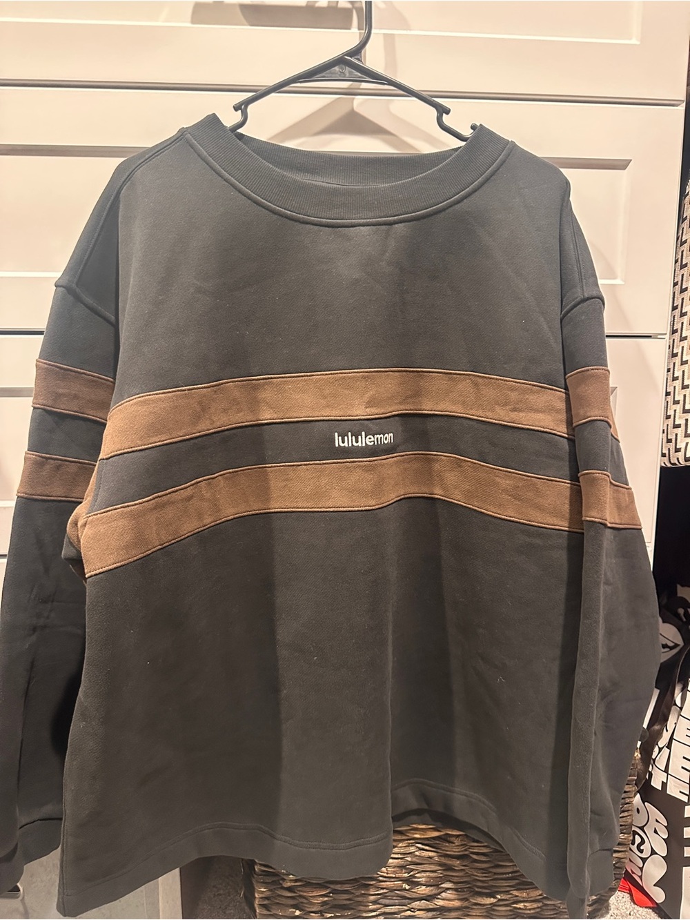 NWT Lululemon Steady State OS Pullover Stripe Black/Walnut Crunch M